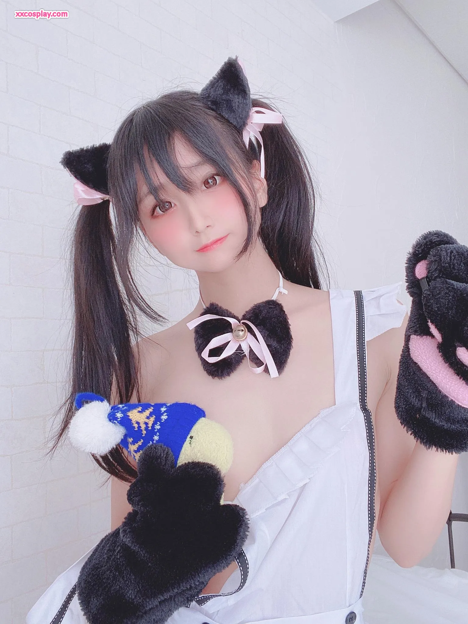 Yanagimaru's Amazing Apron Catgirl (Part 2)